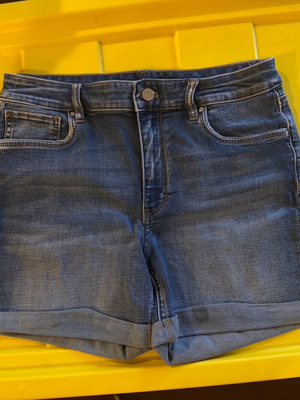 WHBM Women's Blue Denim Jean Shorts - Classic Casual Style Size 8
